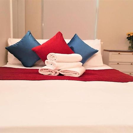 The King William Hotel London Bagian luar foto