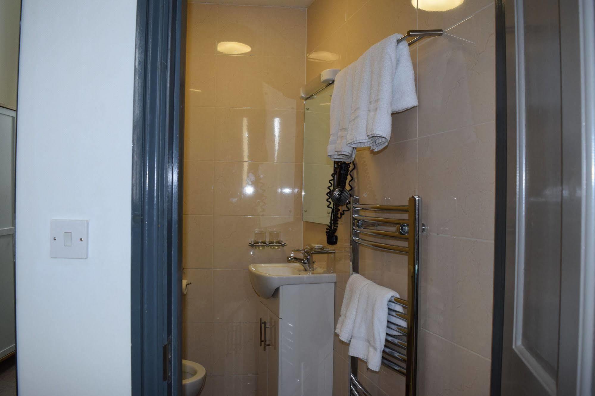 The King William Hotel London Bagian luar foto