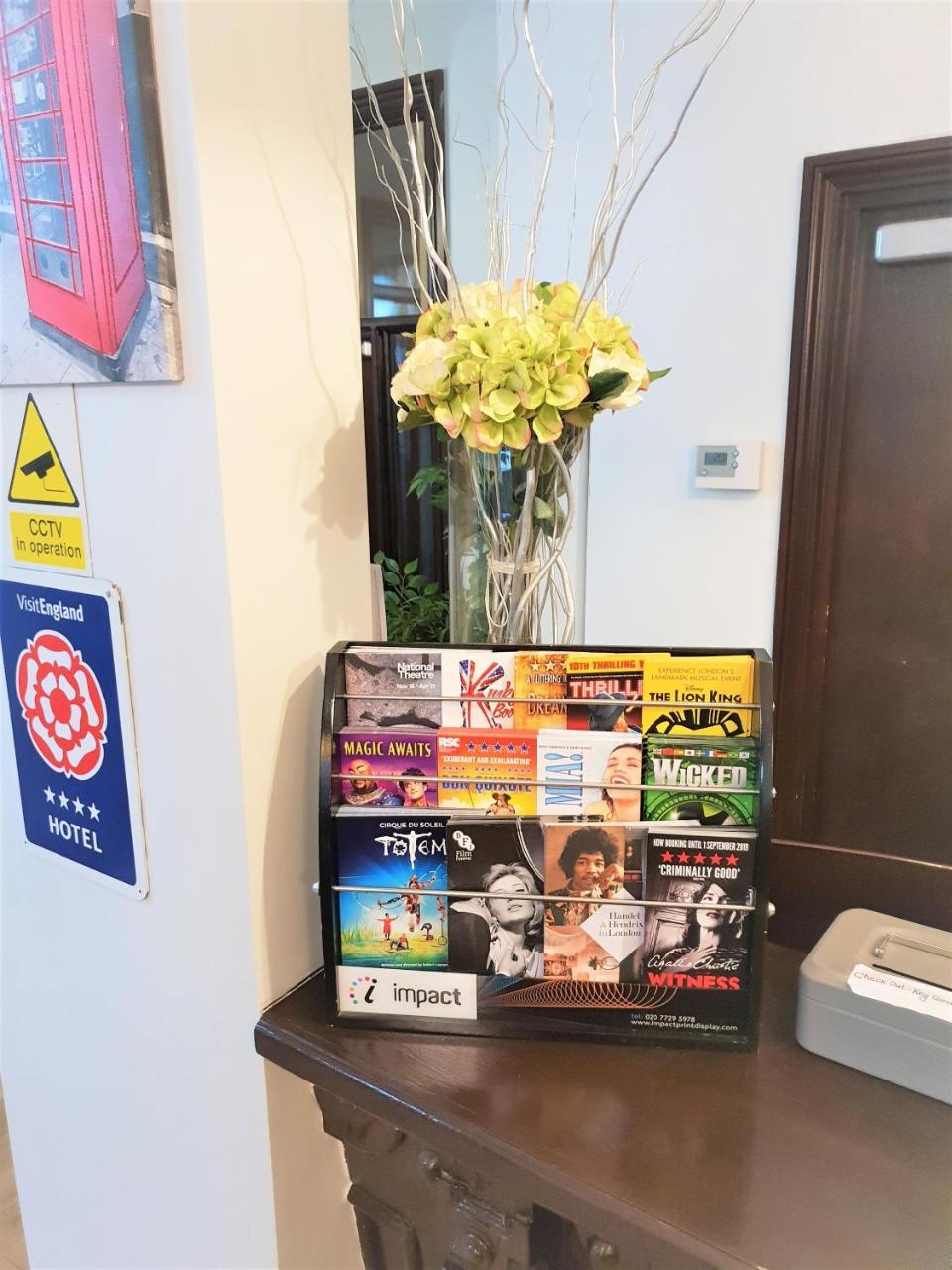 The King William Hotel London Bagian luar foto